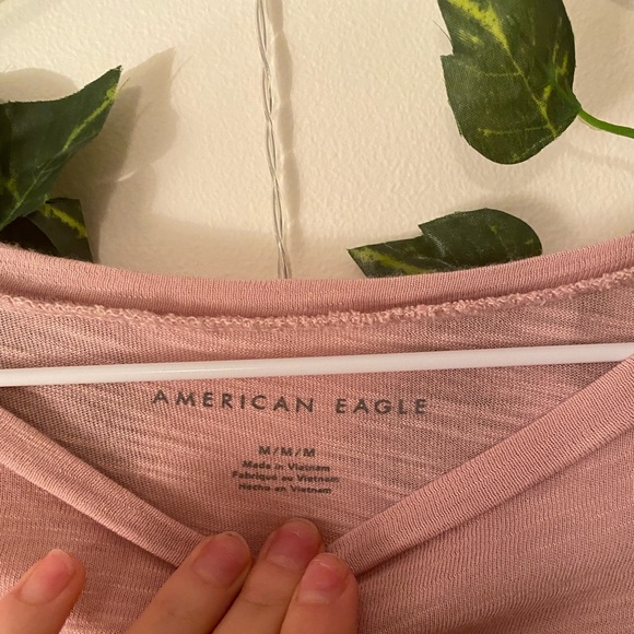 American Eagle Long Sleeve Tee - Picture 2 of 2